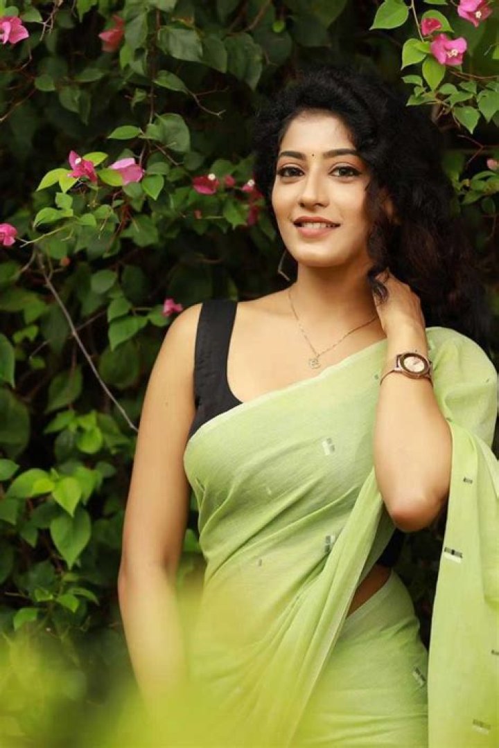 Discovering The Talents Of An Actress Born 1995