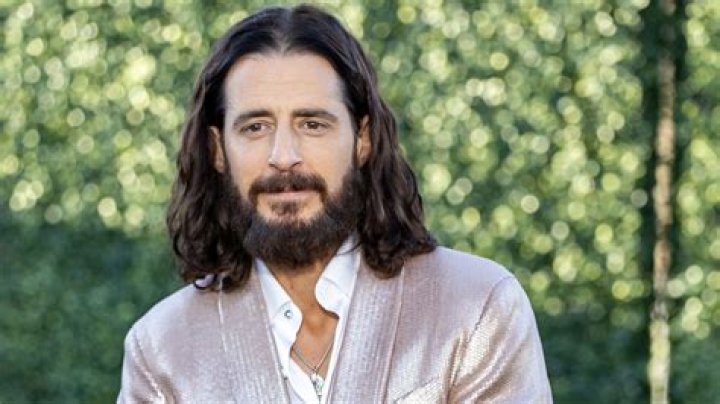 Unveiling The Earnings: How Much Does Jonathan Roumie Make Per Episode?