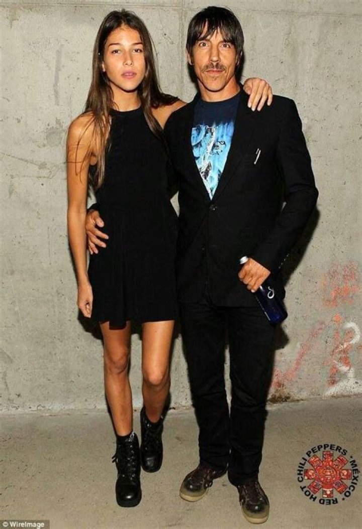 Unveiling The Mystery: Is Anthony Kiedis' Girlfriend 19?