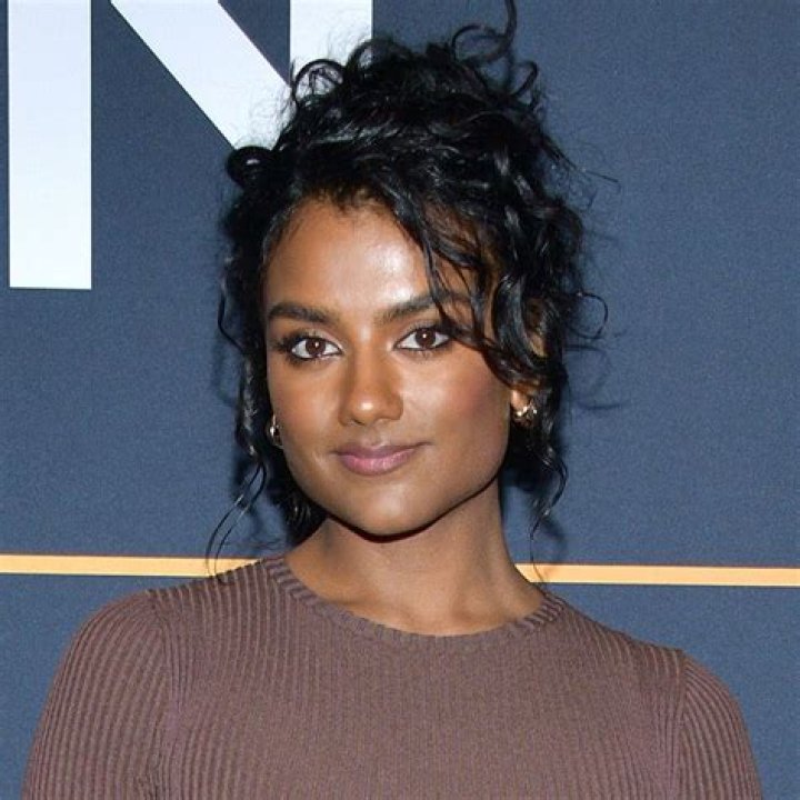 Unraveling The Mysteries Of Jonathan Bailey’s Relationship Status